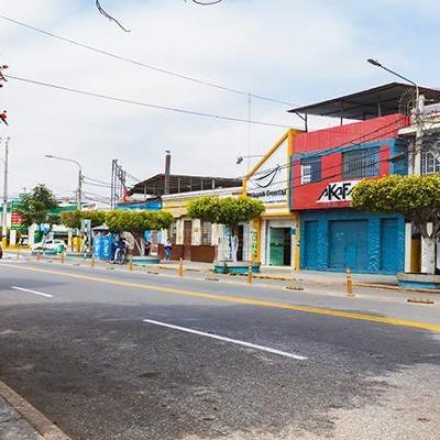 VENTA DE OFICINA 2° PISO EN AV. BALTA - CENTRO DE CHICLAYO